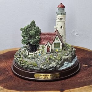 1999 Thomas Kinkade "Beacon of Hope" Seaside Memories Lighted Lighthouse Figure